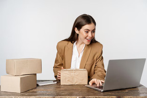 New York, Delivery, Dropshipping Luxury Brands Europe Made Simple For Growing Online Retailers