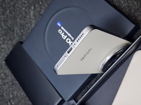Al Rahmaniyah, Mobile Phones, SAR 3650,  Vivo X300 Pro 16gb 512gb Like DSLR Camera