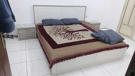 East Riffa, Furniture, BHD 30,  King Size Bed With Matres, And Medium Size Fridge For Sale Urgently