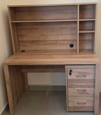 Saar, Furniture, BHD 50,  Solid Wood Desk With Black Chair And Drawers