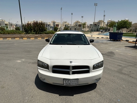 Riyadh, Vehicles, Cars & Trucks , SAR 22000,  Dodge Charger,  2008,  Automatic,  221000 KM,   SXT 6 Cylinders Price Little Negotiable