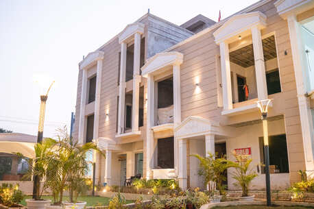 Mumbai, Real Estate For Sale, INR 30000000,  5 BR,  2500 Sq. Feet,  Personal Swimming Pool Villa In Gwalior &ndash; Your Dream Luxury Home Awaits