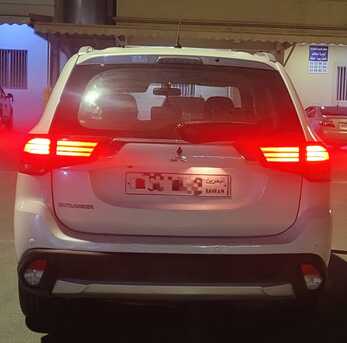 Riffa, Vehicles, Cars & Trucks , BHD 3800,  MITSUBISHI OUTLANDER,  2016,  Automatic,  117000 KM,  2.4L FULL OPTION 7 SEATER COMPACT SUV IN EXCELLENT CONDITION FOR SALE