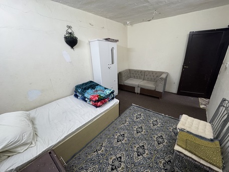 Manfouha, Rooms for Rent, SAR 850/month,  Furnished,  Furnished Room Available For Bachelor, Front Of Manfouha Metro Station (Blue Line).