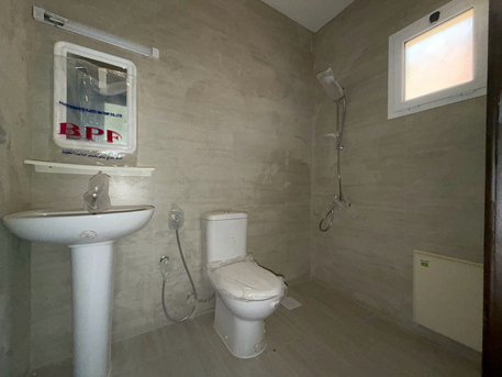 Salmaniya, Apartments, Flats, Houses & Villas, BHD 230/month,  2 BR,  2 Bedroom Flat For Rent With Ewa 230