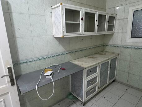 Jeddah, Household Items, SAR 200,  Kitchen Cabinet And Wash Basin