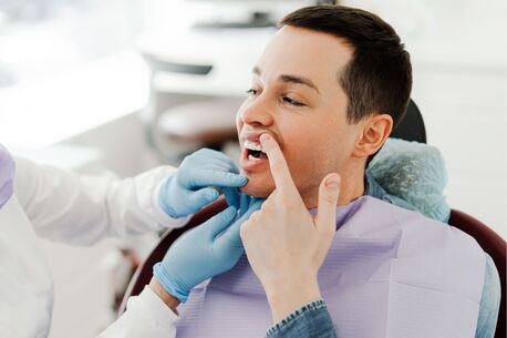 New York, Dental, Searching For A Dentist Near Me In St. Louis? We Make Smiles Shine