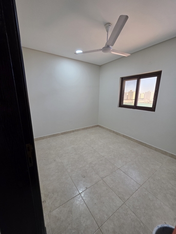 Hidd, Apartments, Flats, Houses & Villas, BHD 180,  2 BR,  Flat With Ewa For Rent In Hidd