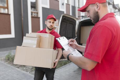 Lahore, Delivery, Experience Premium UK Brands In Pakistan With Hassle-Free Shipping