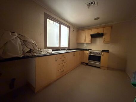 Mahooz, Offices, BHD 280,  Office Flat For Rent In Mahooz | Prime Commercial Location