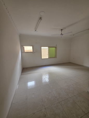 Arad, Apartments, Flats, Houses & Villas, BHD 170,  2 BR,  Flat For Rent In Arad