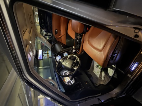 Riyadh, Vehicles, Cars & Trucks , SAR 170000,  Nissan Patrol SE Titanium,  2021,  Automatic,  74000 KM,    4.0L V6 (Y62 GCC Specification)  Engine & Performance &bull;	Eng