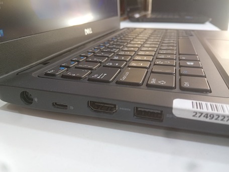 Manama, Computers, BHD 85,  Dell Core I5 8th Gen 8GB RAM 256GB SSD Smart Reader Backlit Call : 39548774