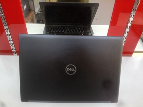 Manama, Computers, BHD 85,  Dell Core I5 8th Gen 8GB RAM 256GB SSD Smart Reader Backlit Call : 39548774