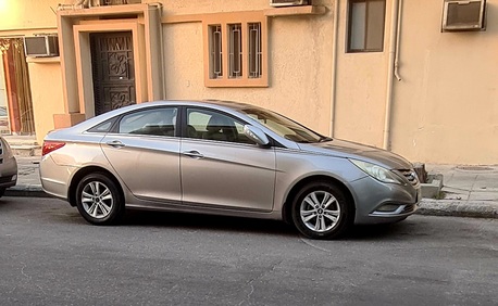 Al Khobar Al Shamalia, Vehicles, Cars & Trucks , SAR 24500,  2012,  2012,  Automatic,  418000 KM,  Selling Hyundai Sonata