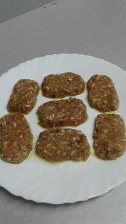 Hoora, Jobs, Lady Kitchen