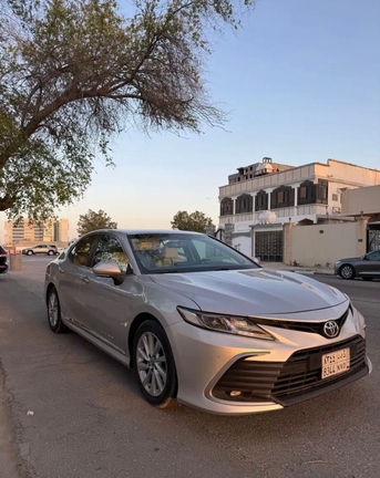 Dammam, Vehicles, Cars & Trucks , SAR 73000,  BMW I4 2022,  2022,  Automatic,  214000 KM,  Toyota Camry For Sale Enjen Gear Good Condition No Accident Full Opsien