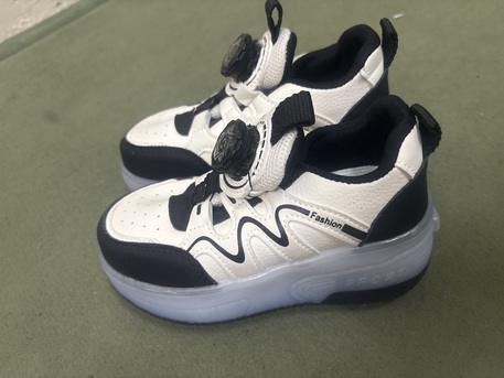 Al Adama, Sporting Goods, SAR 60,  Skating Roller Shoes Very New In Condition Not Use All Parts Available Size29
