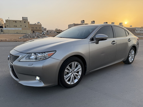 Al Urayja, Vehicles, Cars & Trucks , SAR 72000,  Lexus ES 250,  2015,  Automatic,  168 KM,  Lexus ES250