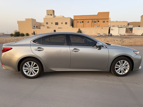 Al Urayja, Vehicles, Cars & Trucks , SAR 72000,  Lexus ES 250,  2015,  Automatic,  168 KM,  Lexus ES250