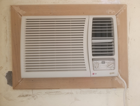 East Riffa, Air Conditioners, BHD 30,  For Sale Many Window AC 1.5 Ton BD 30/= For Each Chat Via WhatsApp Only 36002300