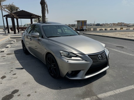 Manama, Vehicles, Cars & Trucks , BHD 5900,  Lexus IS 250,  2015,  Automatic,  182000 KM,  Lexus Is250 For Sale