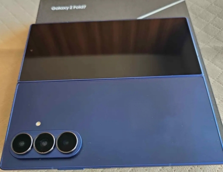 Khobar, Mobile Phones, SAR 5900,  Samsung Galaxy Z Fold7 (512gb) - Blue