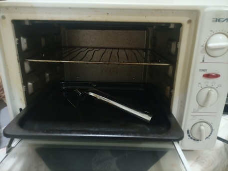Dammam, Appliances, SAR 100,  Electric Oven And Large Cooking Pot For Sale