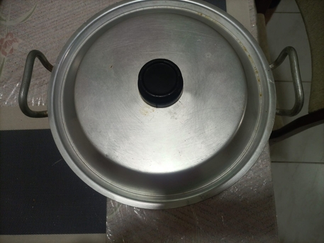 Dammam, Appliances, SAR 100,  Electric Oven And Large Cooking Pot For Sale