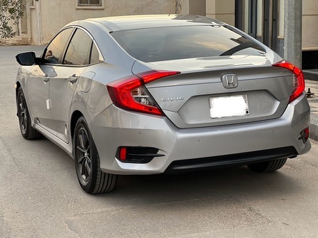 Al Malaz, Vehicles, Cars & Trucks , SAR 50000,  Honda Civic,  2020,  Automatic,  152000 KM,     Silver