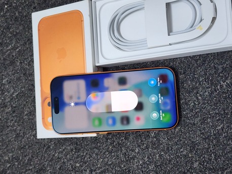 Al Rahmaniyah, Mobile Phones, SAR 4150,  IPhone 17 Pro 256gb Cosmic Orange