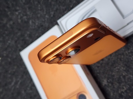 Al Rahmaniyah, Mobile Phones, SAR 4150,  IPhone 17 Pro 256gb Cosmic Orange