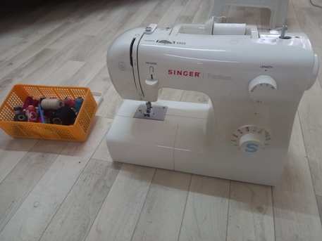 Madinah, Household Items, SAR 300,  Singer Sewing Machine Tradition 2259