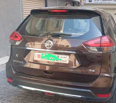 Jidhafs, Vehicles, Cars & Trucks , BHD 5,  Nissan X-Trail,  2018,  Automatic,  120000 KM,  🚗   For Sale &ndash; Excellent Condition