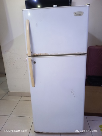 Al Khobar Al Shamalia, Appliances, SAR 500,  Appliances - Fridge - Kelvinator 331L Refrigerator In Good Condition