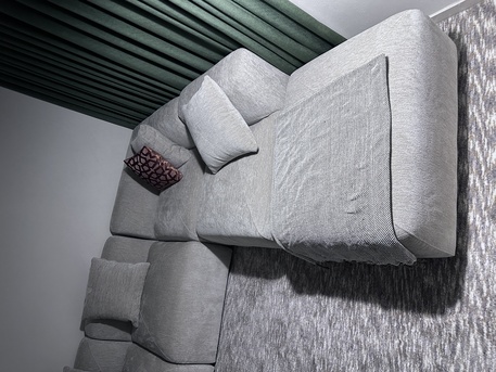 Jeddah, Furniture, SAR 3400,  🔥 HOMEBOX **LIKE NEW** KYOTO MODULAR SOFA SET + OTTOMAN 🔥