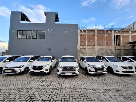 Jakarta, Business, Nahwa Travel
