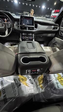 Riyadh, Vehicles, Cars & Trucks , SAR 162000,  GMC YUKON SLE,  2023,  Automatic,  140000 KM,  100% ORIGINA L CONDITION 2