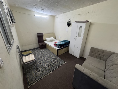 Manfouha, Rooms for Rent, SAR 850/month,  Furnished,  Furnished Room Available For Bachelor, Front Of Manfouha Metro Station (Blue Line).