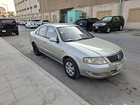 Riyadh, Vehicles, Cars & Trucks , SAR 15000,  Nissan Sunny,  2010,  Automatic,  184300 KM,     15000Sr