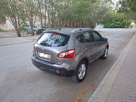 Manama, Vehicles, Cars & Trucks , BHD 1900,  Nissan Qashqai,  2012,  Automatic,  168000 KM,   Full Option Well Maintained Suv For Sale!