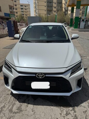 Al Wizarat, Vehicle Lease Transfer, SAR 1500,  Toyota Yaris 2023 Y