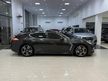 Manama, Vehicles, Cars & Trucks , BHD 3950,  PORSCHE PANAMERA S,  2010,  Automatic,  87750 KM,    (Grey)