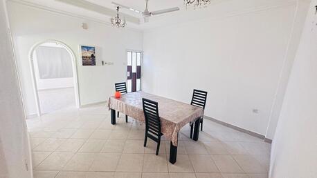 Adliya, Apartments, Flats, Houses & Villas, BHD 210/month,  2 BR,  Flat For Rent In Adliya Without EWA Nearby Al Hilal Hospital