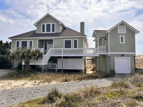 New York, Holiday/Vacation Rentals, USD 500/month,  2 BR,  Bald Head Island Vacation Rentals For A Perfect Beach Escape At Atlantic Bliss