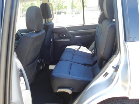 Manama, Vehicles, Cars & Trucks , BHD 5500,  Mitsubishi Pajero,  2019,  Automatic,  76000 KM,   4WD  MODEL,EXCELLENT CONDITION FOR SALE