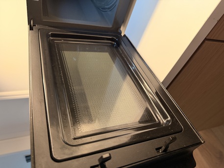Riyadh, Appliances, SAR 350,  25L 1000 Watts LG Microwave &ndash; Excellent Condition