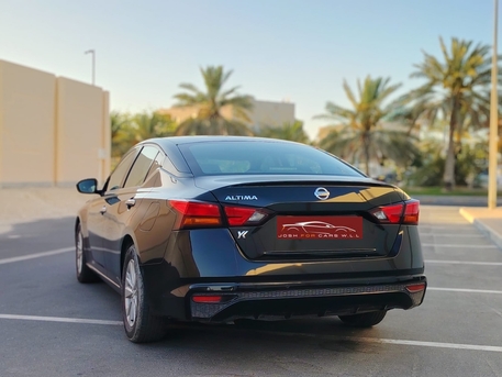 Manama, Vehicles, Cars & Trucks , BHD 5600,  Nissan Altima,  2021,  Automatic,  62000 KM,