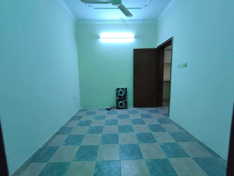 Gudaibiya, Apartments, Flats, Houses & Villas, BHD 200/month,  2 BR,  Gudaibiya 2Bhk Unfurnished Flat On Rent With Acs OnlyClose To Aster Clinic.Bd 200 With EWA