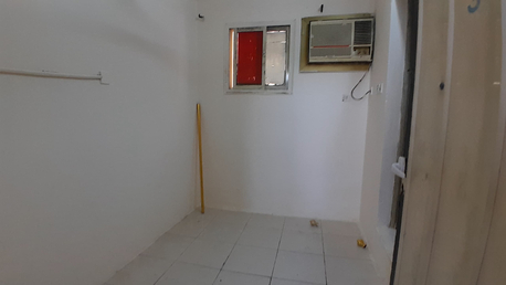 Gudaibiya, Apartments, Flats, Houses & Villas, BHD 90/month,  Gudaibiya:- Close To Al Mannai Studio.Rooftop Studio Flat On Rent With Ac.Bd 90/- With EWA